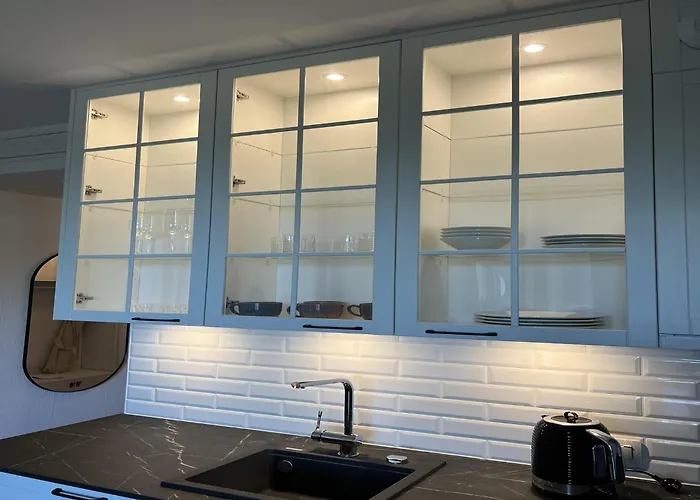 アパート In By The *